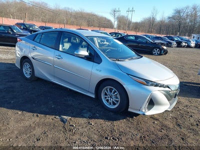 TOYOTA PRIUS PRIME 2021