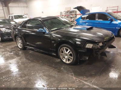 FORD MUSTANG 2001