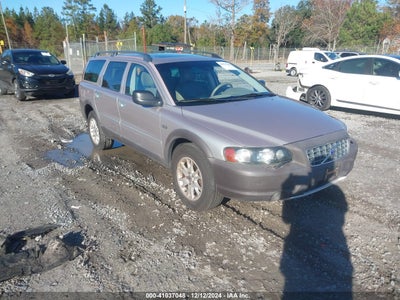 VOLVO XC70 2004