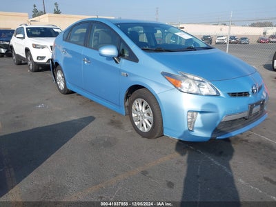 TOYOTA PRIUS PLUG-IN 2014