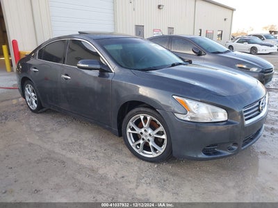 NISSAN MAXIMA 2012