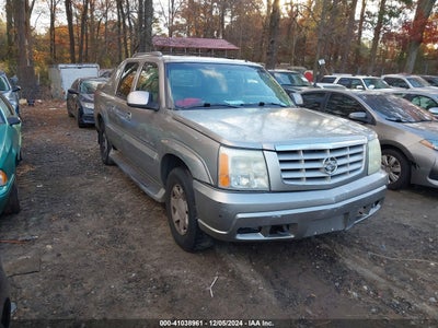 CADILLAC ESCALADE EXT 2002