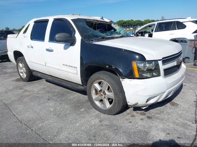 CHEVROLET AVALANCHE 1500 2011