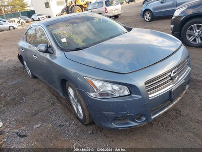 NISSAN MAXIMA 2010