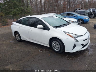 TOYOTA PRIUS 2016