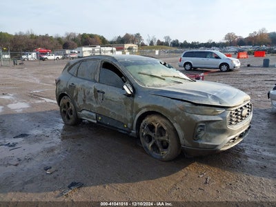 FORD ESCAPE 2023