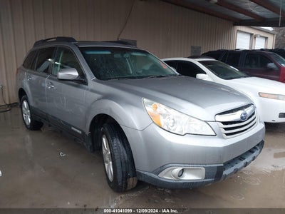 SUBARU OUTBACK 2011
