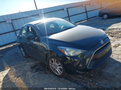 TOYOTA YARIS IA 2017
