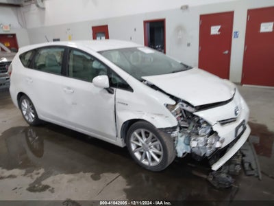 TOYOTA PRIUS V 2014