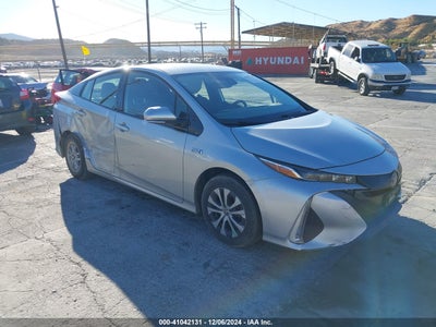 TOYOTA PRIUS PRIME 2020