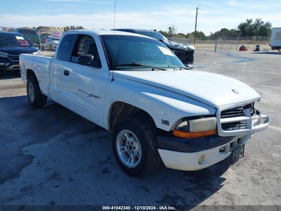 DODGE DAKOTA 2000