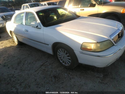 LINCOLN TOWN CAR 2005