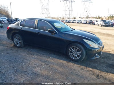 INFINITI G37 2011