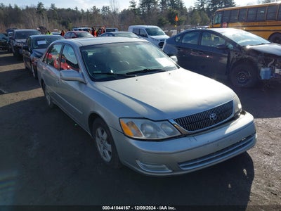 TOYOTA AVALON 2001