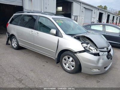 TOYOTA SIENNA 2008