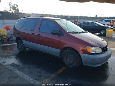 TOYOTA SIENNA 2002
