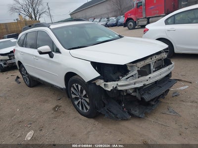 SUBARU OUTBACK 2015