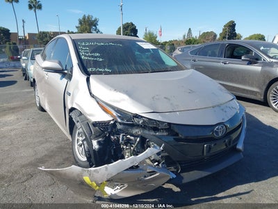 TOYOTA PRIUS PRIME 2017