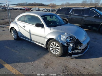 VOLKSWAGEN BEETLE 2014