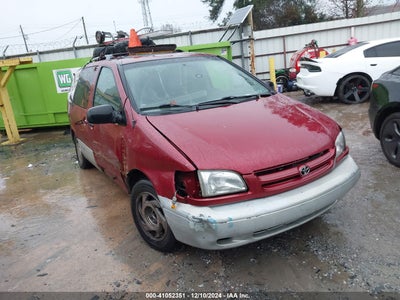 TOYOTA SIENNA 2000