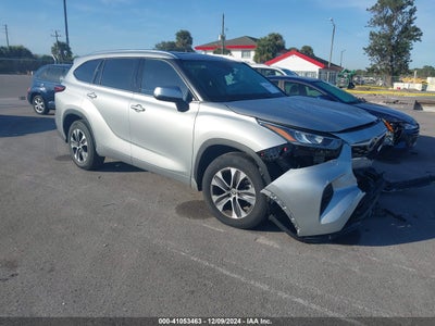 TOYOTA HIGHLANDER 2020