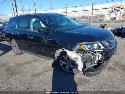 NISSAN PATHFINDER 2018