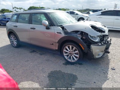 MINI CLUBMAN 2023