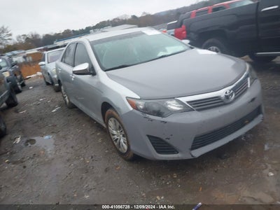 TOYOTA CAMRY 2012