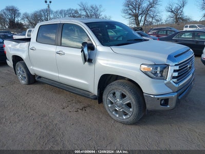 TOYOTA TUNDRA 2021