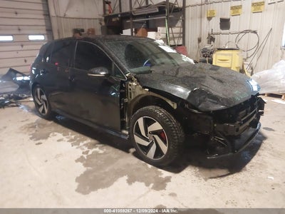 VOLKSWAGEN GOLF GTI 2024