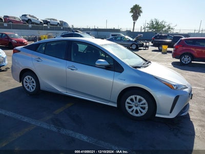 TOYOTA PRIUS 2022