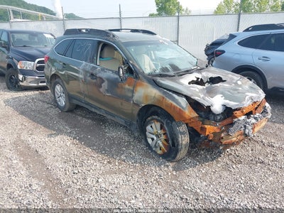SUBARU OUTBACK 2017