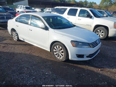 VOLKSWAGEN PASSAT 2013