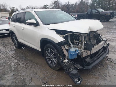 TOYOTA HIGHLANDER 2019