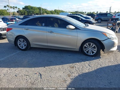 HYUNDAI SONATA 2011