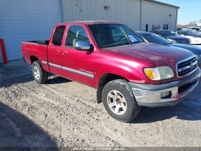 TOYOTA TUNDRA 2002