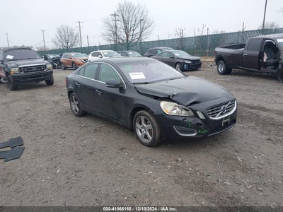 VOLVO S60 2012