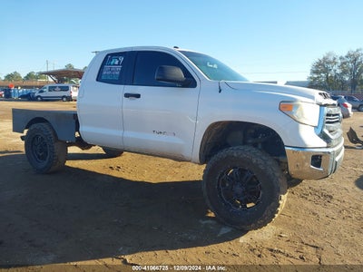 TOYOTA TUNDRA 2016