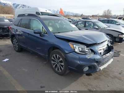 SUBARU OUTBACK 2015