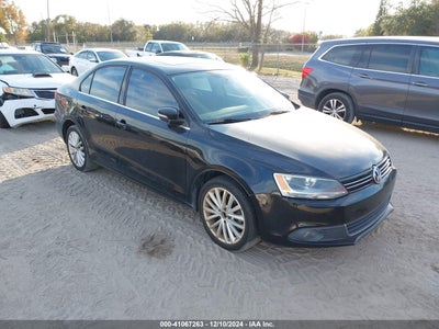 VOLKSWAGEN JETTA 2011