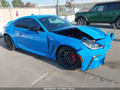 TOYOTA GR86 2024