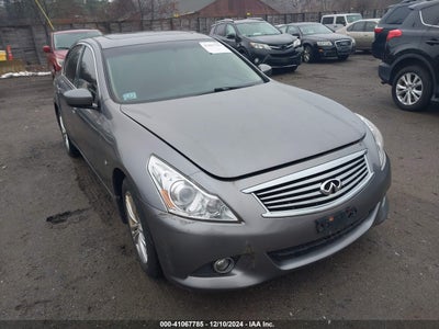 INFINITI Q40 2015