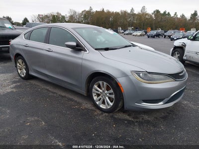 CHRYSLER 200 2015