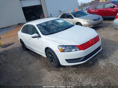 VOLKSWAGEN PASSAT 2012