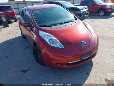 NISSAN LEAF 2015