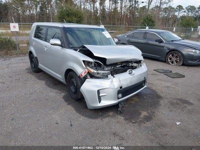 SCION XB 2012