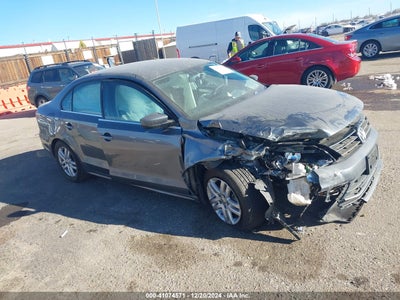 VOLKSWAGEN JETTA 2017