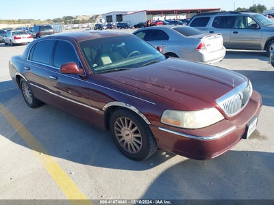 LINCOLN TOWN CAR 2003