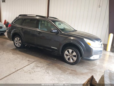SUBARU OUTBACK 2012