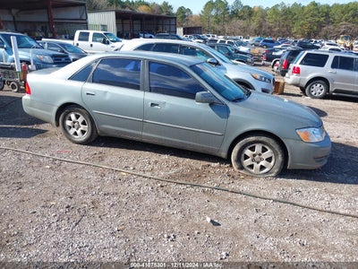 TOYOTA AVALON 2002